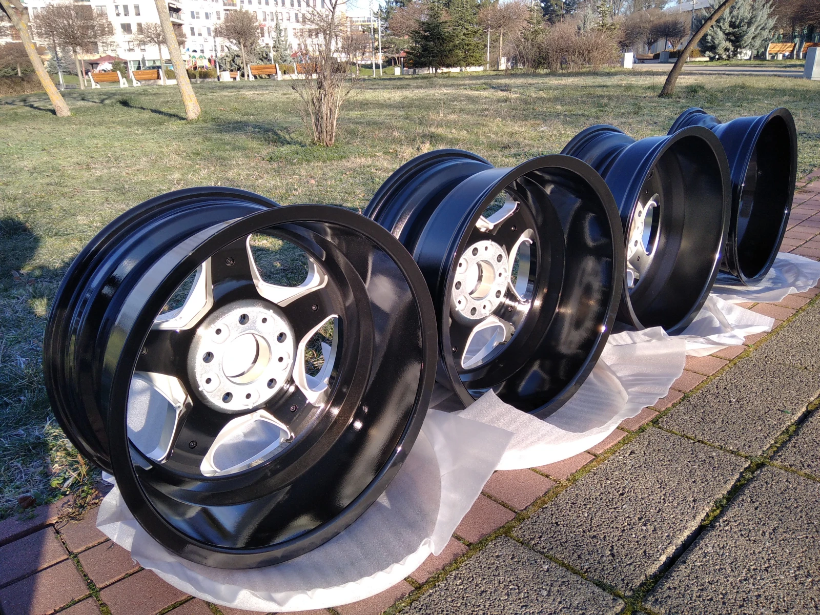 ������ | Mobile.bg � ����������� 6