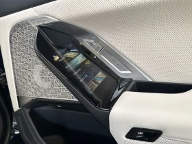 BMW 740 740d Theatre Screen , снимка 9