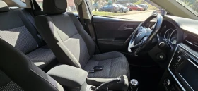 Toyota Auris 1.33, снимка 8