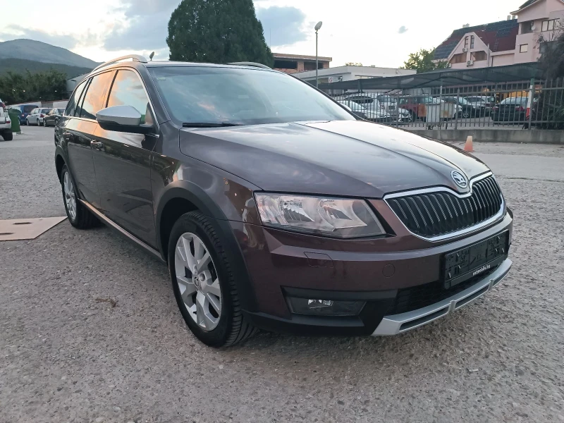 Skoda Octavia 1.6TDI 4X4 FULL SERVICE IN SKODA , снимка 3 - Автомобили и джипове - 47232102