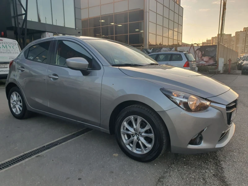 Mazda 2 1, 5 benzin 75 h.p, снимка 3 - Автомобили и джипове - 48026953