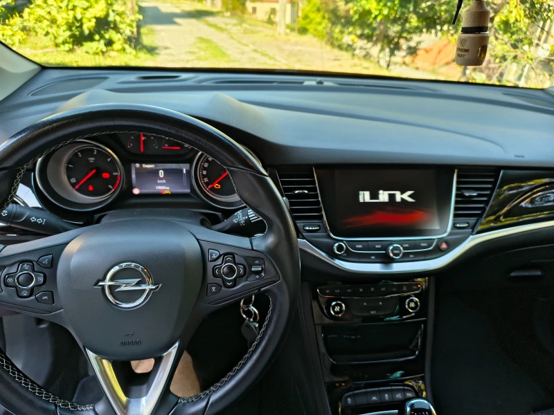 Opel Astra K Sports Tourer Cosmo 1.6, 136, пълно отсервизиран, снимка 11 - Автомобили и джипове - 52295726