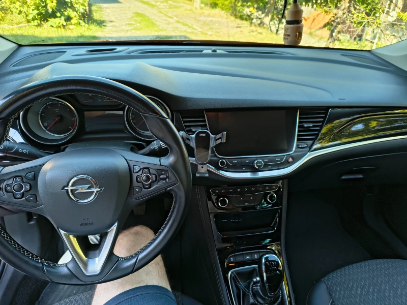Opel Astra K Sports Tourer Cosmo 1.6, 136, пълно отсервизиран, снимка 10 - Автомобили и джипове - 52295726