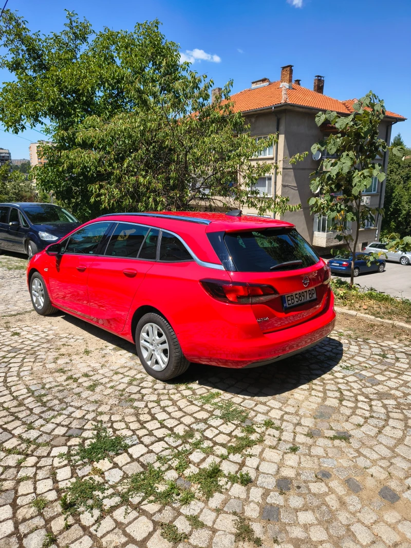 Opel Astra K Sports Tourer Cosmo 1.6, 136, пълно отсервизиран, снимка 5 - Автомобили и джипове - 52295726