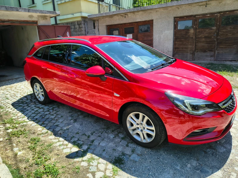 Opel Astra K Sports Tourer Cosmo 1.6, 136, пълно отсервизиран, снимка 3 - Автомобили и джипове - 52295726