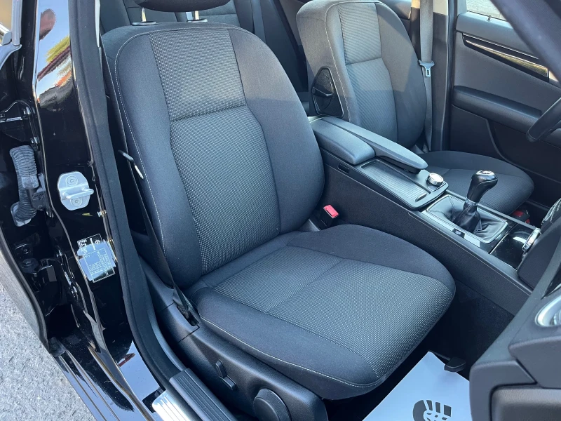 Mercedes-Benz C 180 2.2CDI FACELIFT, снимка 10 - Автомобили и джипове - 51537267