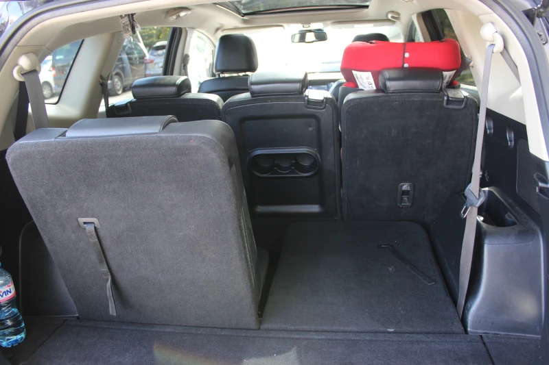 Kia Carens 1. 7 CRDi STYLE Panoramic Roof / , снимка 10 - Автомобили и джипове - 52173083