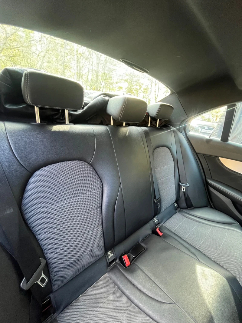 Mercedes-Benz C 220, снимка 10 - Автомобили и джипове - 52278259