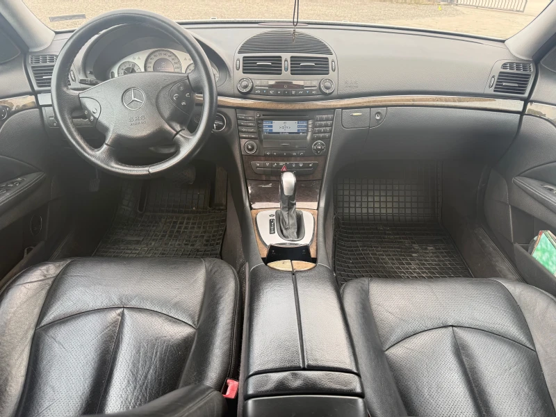 Mercedes-Benz E 500 5.0 i, снимка 12 - Автомобили и джипове - 52423595