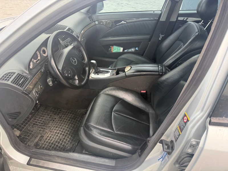 Mercedes-Benz E 500 5.0 i, снимка 10 - Автомобили и джипове - 52423595