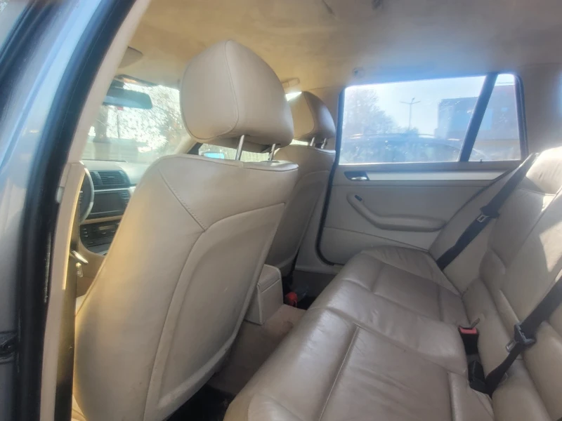 BMW 320, снимка 9 - Автомобили и джипове - 52845768