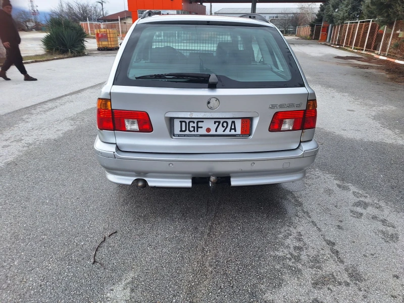 BMW 525, снимка 6 - Автомобили и джипове - 53251875