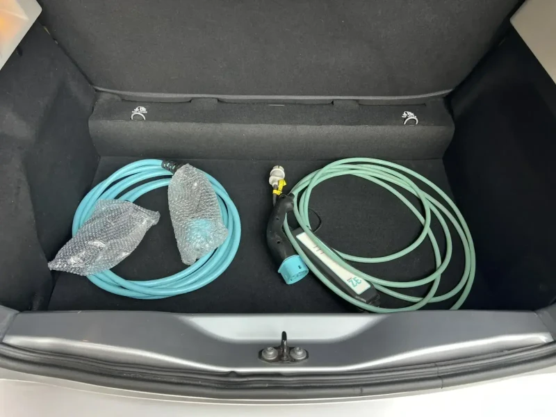 Renault Zoe ZEN, снимка 16 - Автомобили и джипове - 53400972