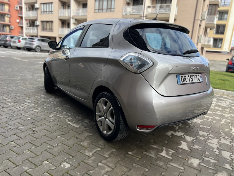 Renault Zoe ZEN, снимка 2 - Автомобили и джипове - 53400972