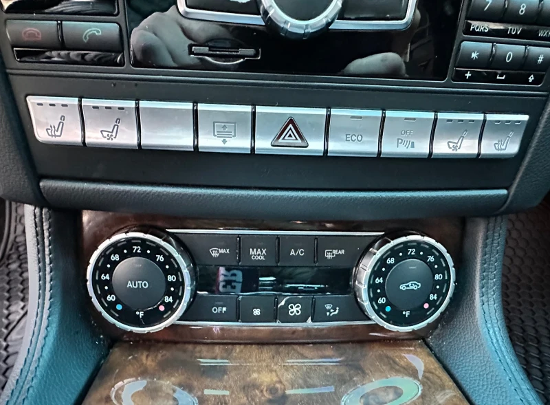 Mercedes-Benz CLS 550 550, снимка 12 - Автомобили и джипове - 53515309