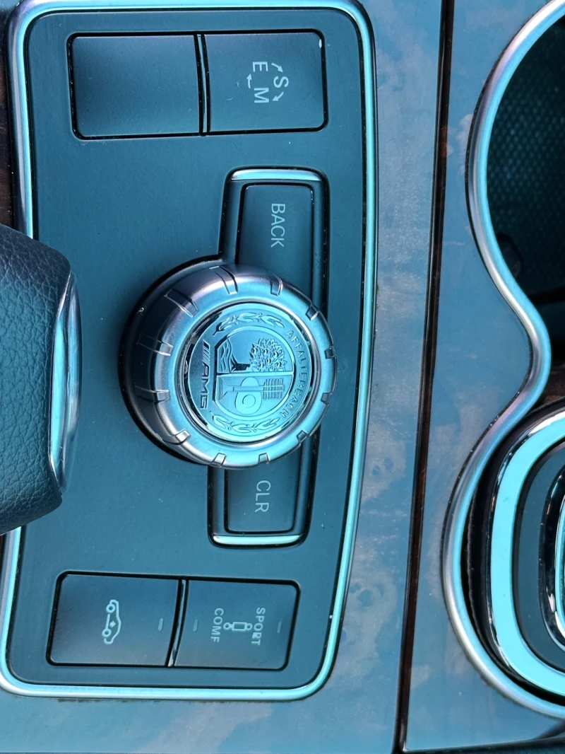 Mercedes-Benz CLS 550 550, снимка 11 - Автомобили и джипове - 53515309