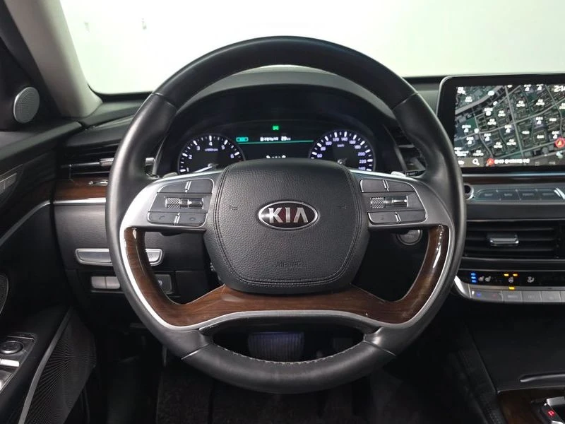 Kia K9 3.8 Automatic, снимка 9 - Автомобили и джипове - 55586611