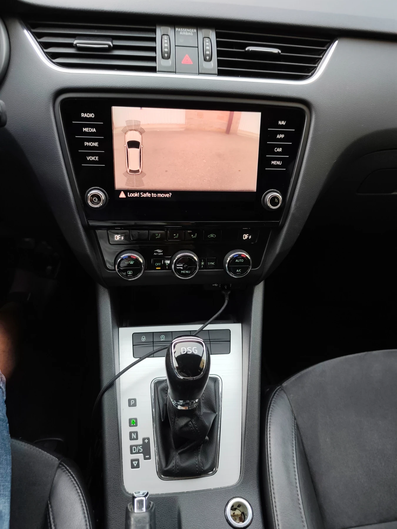 Skoda Octavia 1.6 TDI  !���������!* �����������* ���� !����!���! | Mobile.bg � ����������� 13