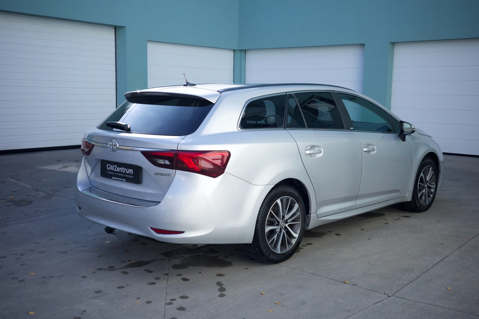 Toyota Avensis 1.8 VVT-i CVT - изображение 3