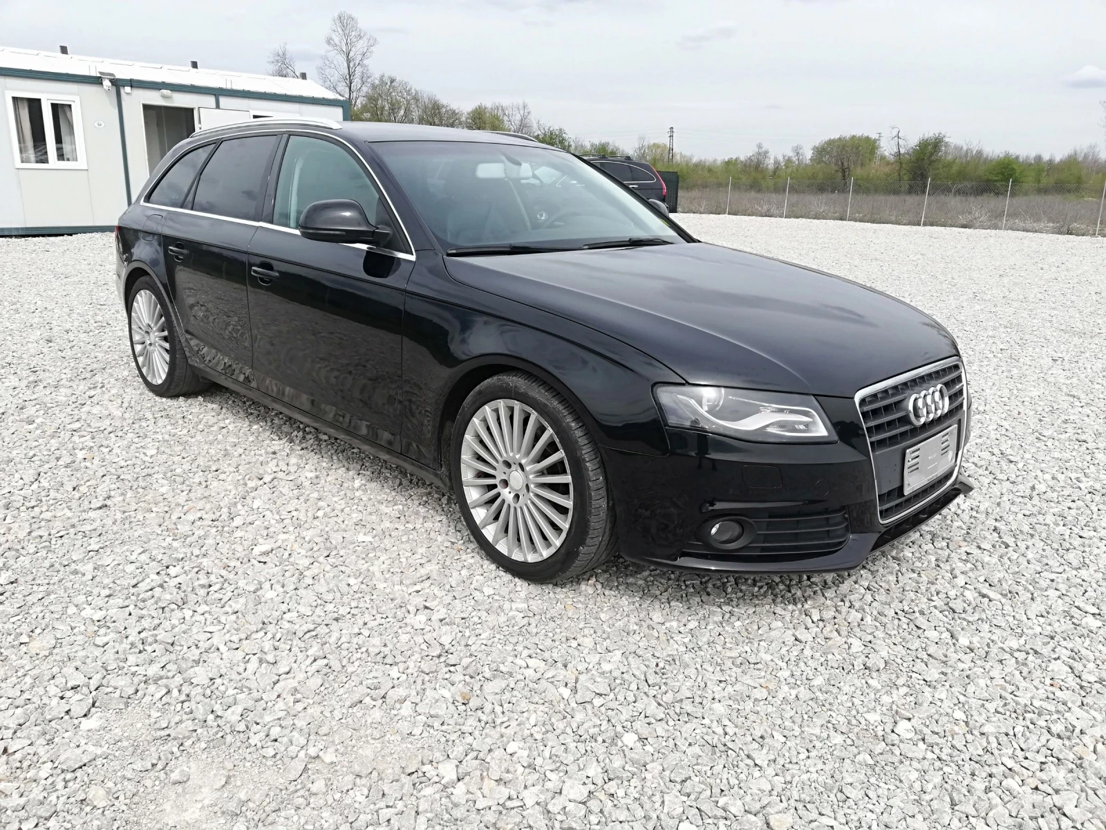Audi A4 2.0 TDInavi kli 140 - изображение 8