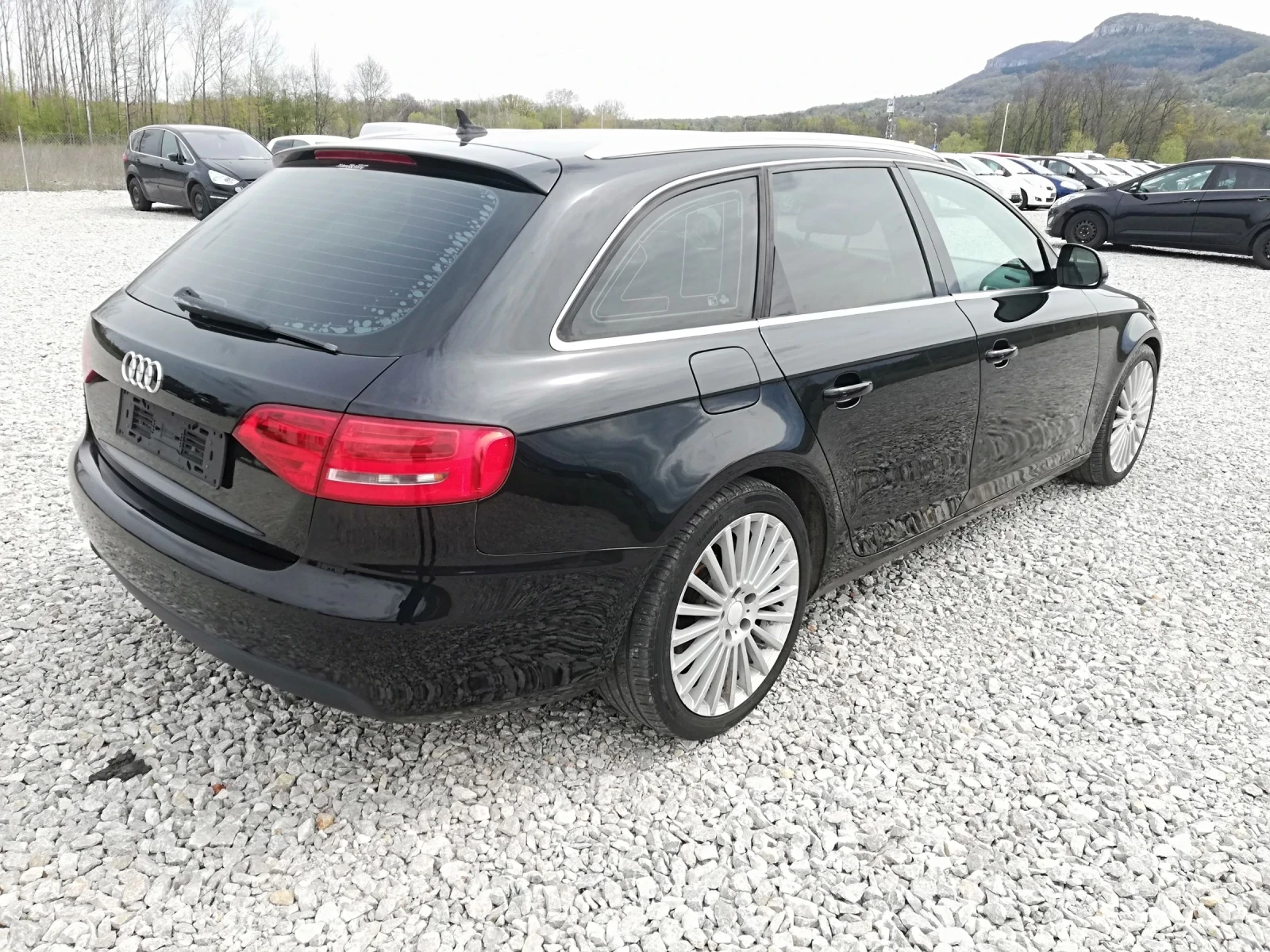 Audi A4 2.0 TDInavi kli 140 - изображение 6