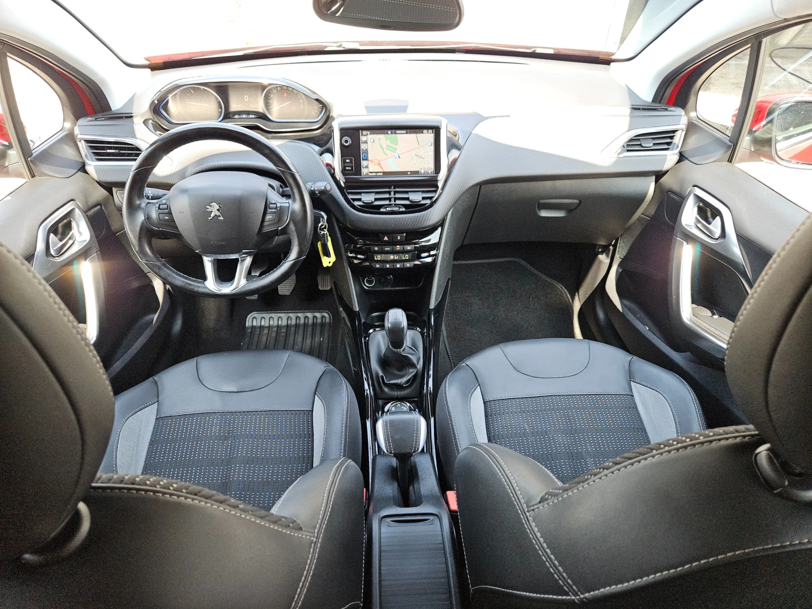 Peugeot 2008 1.6BLUEHDI/ALLURE/6ск/LED/NAVI/БЛУТУТ/EURO 6B/ТОП - изображение 10
