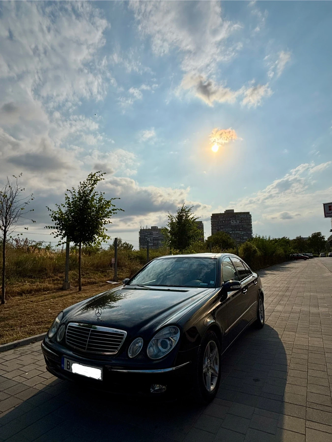 Mercedes-Benz E 270 Avantgarde - изображение 2