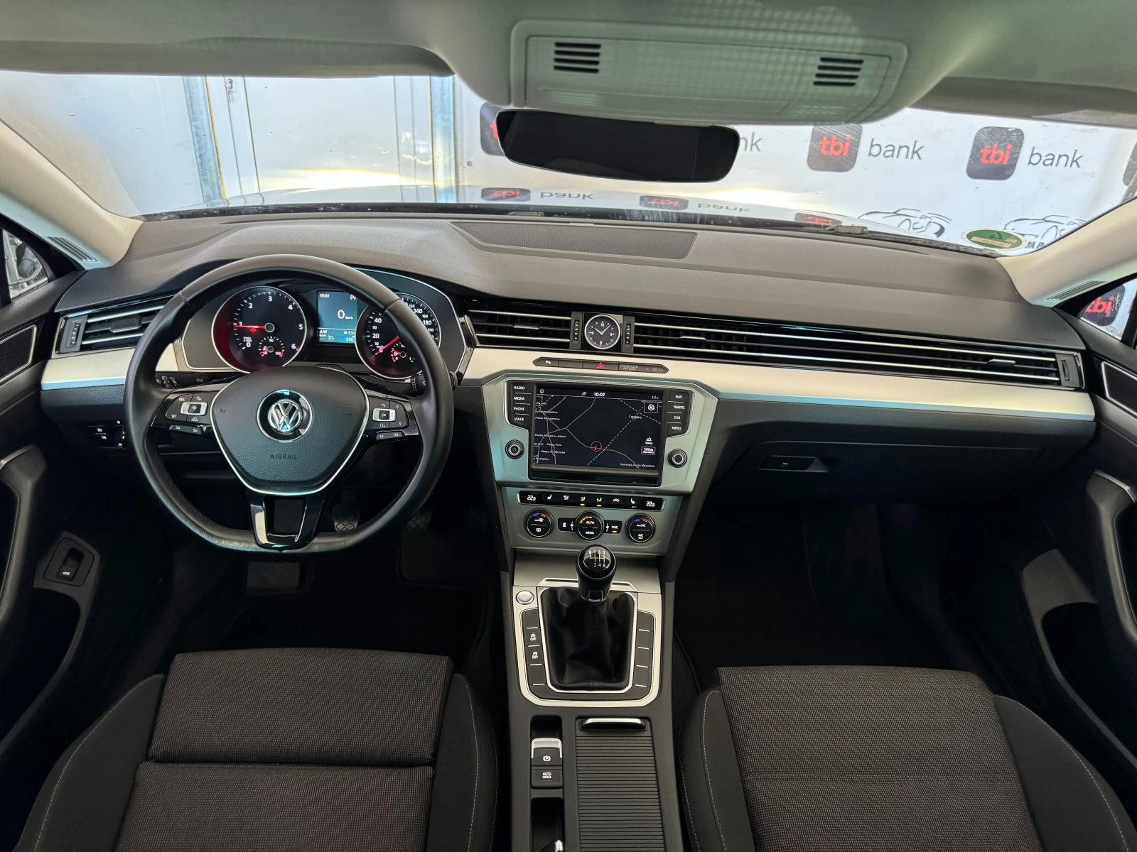VW Passat 2.0TDI* 190к.с* СЕРВИЗНА КНИЖКА С ПЪЛНА ИСТОРИЯ В  - изображение 9