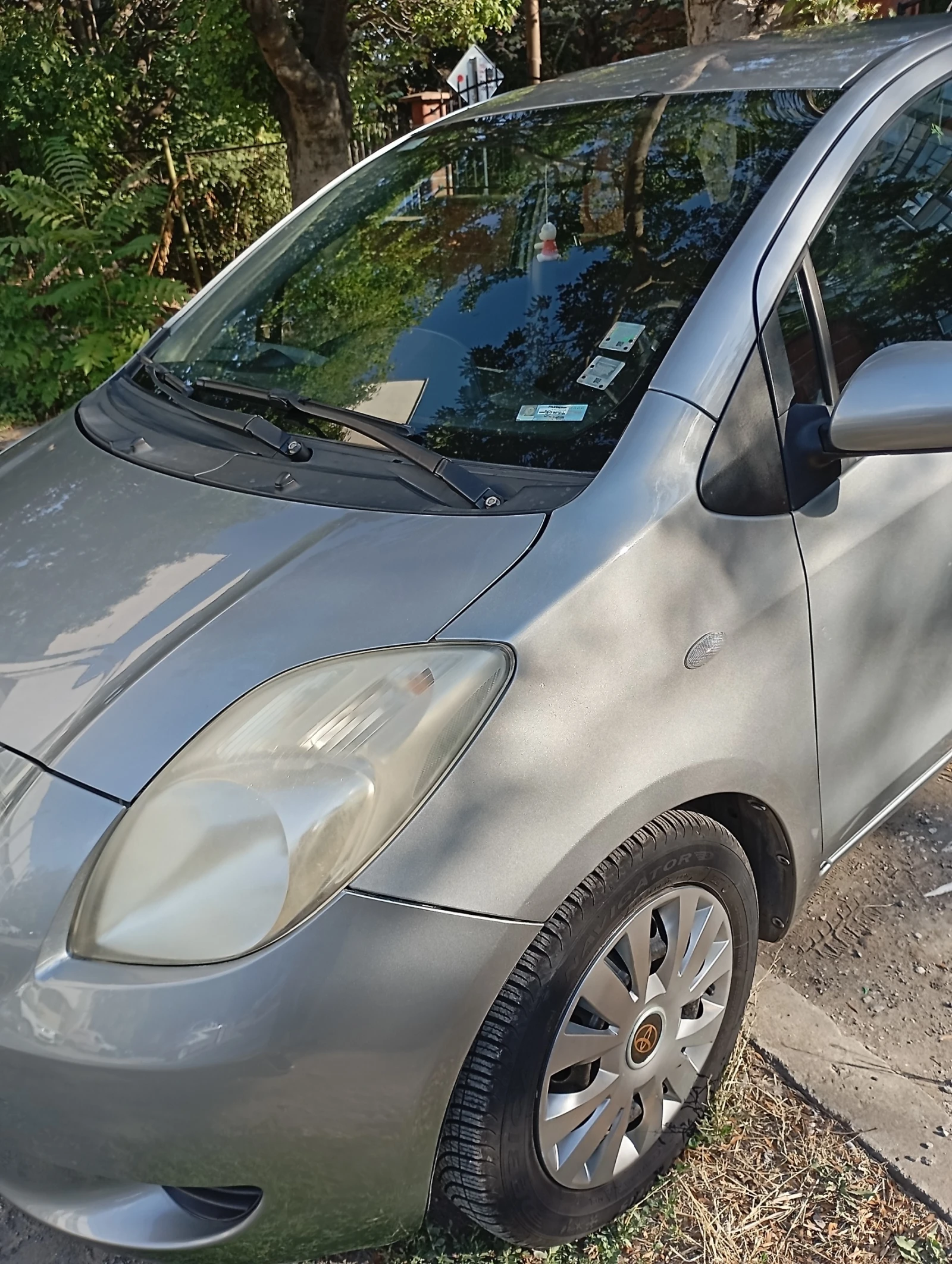 Toyota Yaris  - изображение 5