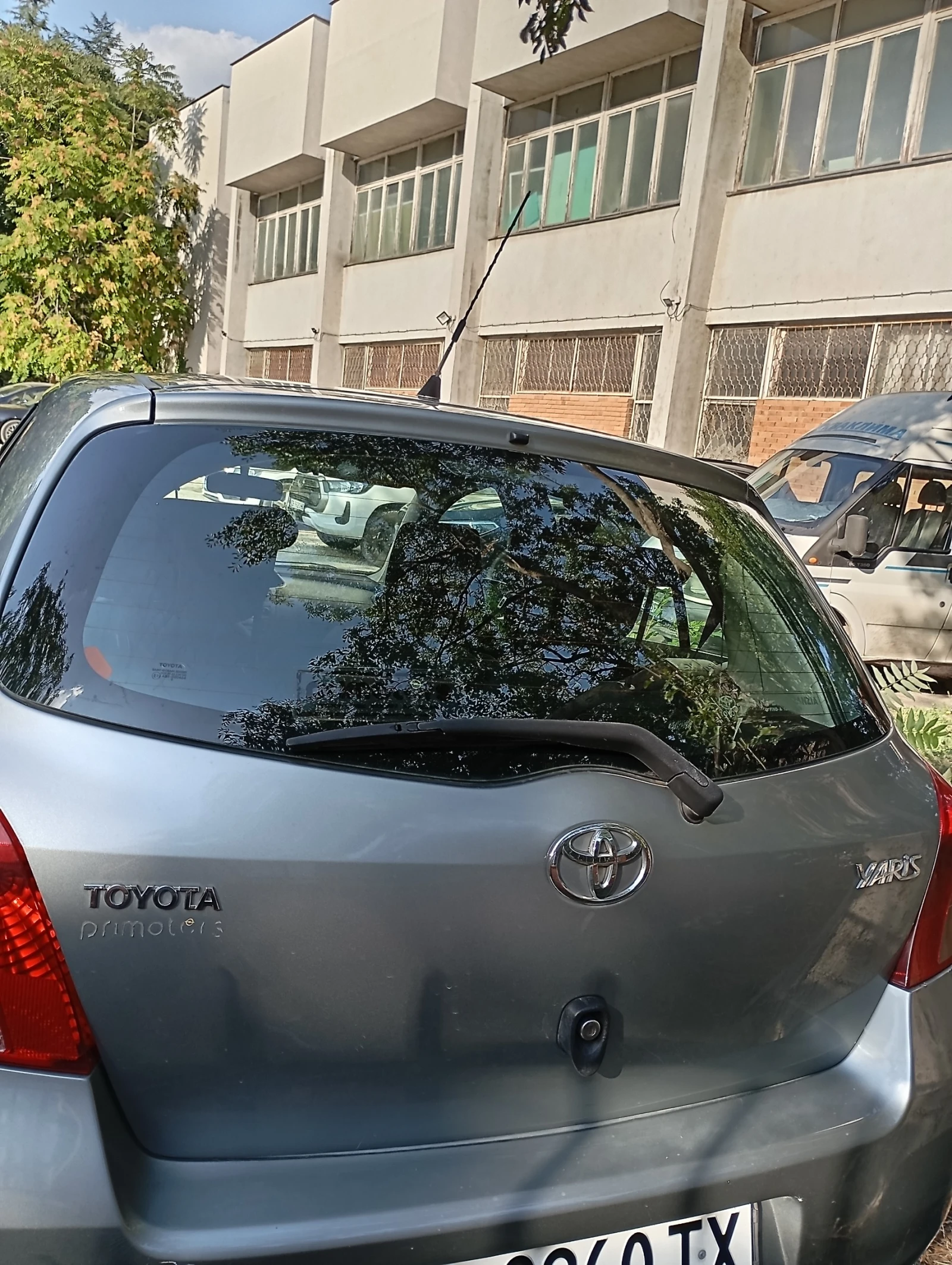 Toyota Yaris  - изображение 2