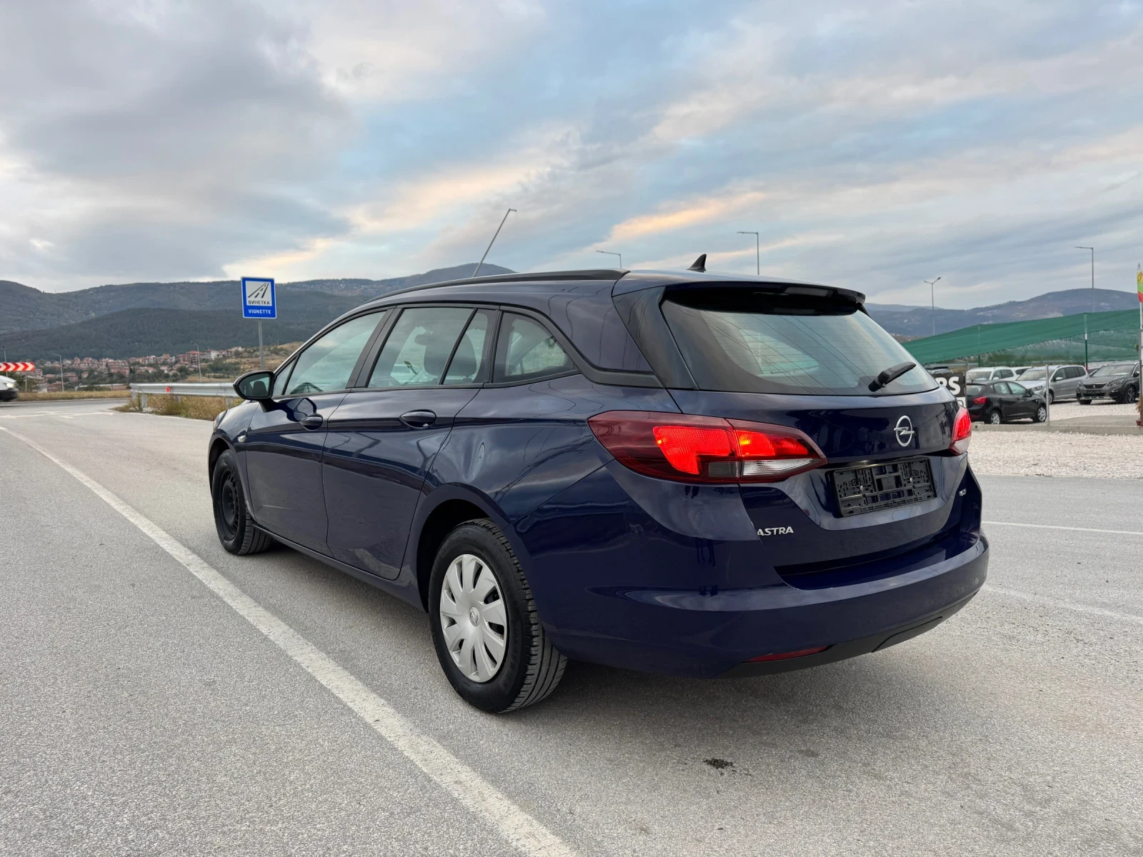 Opel Astra K Sports Tourer 1.6 CDTI - изображение 4