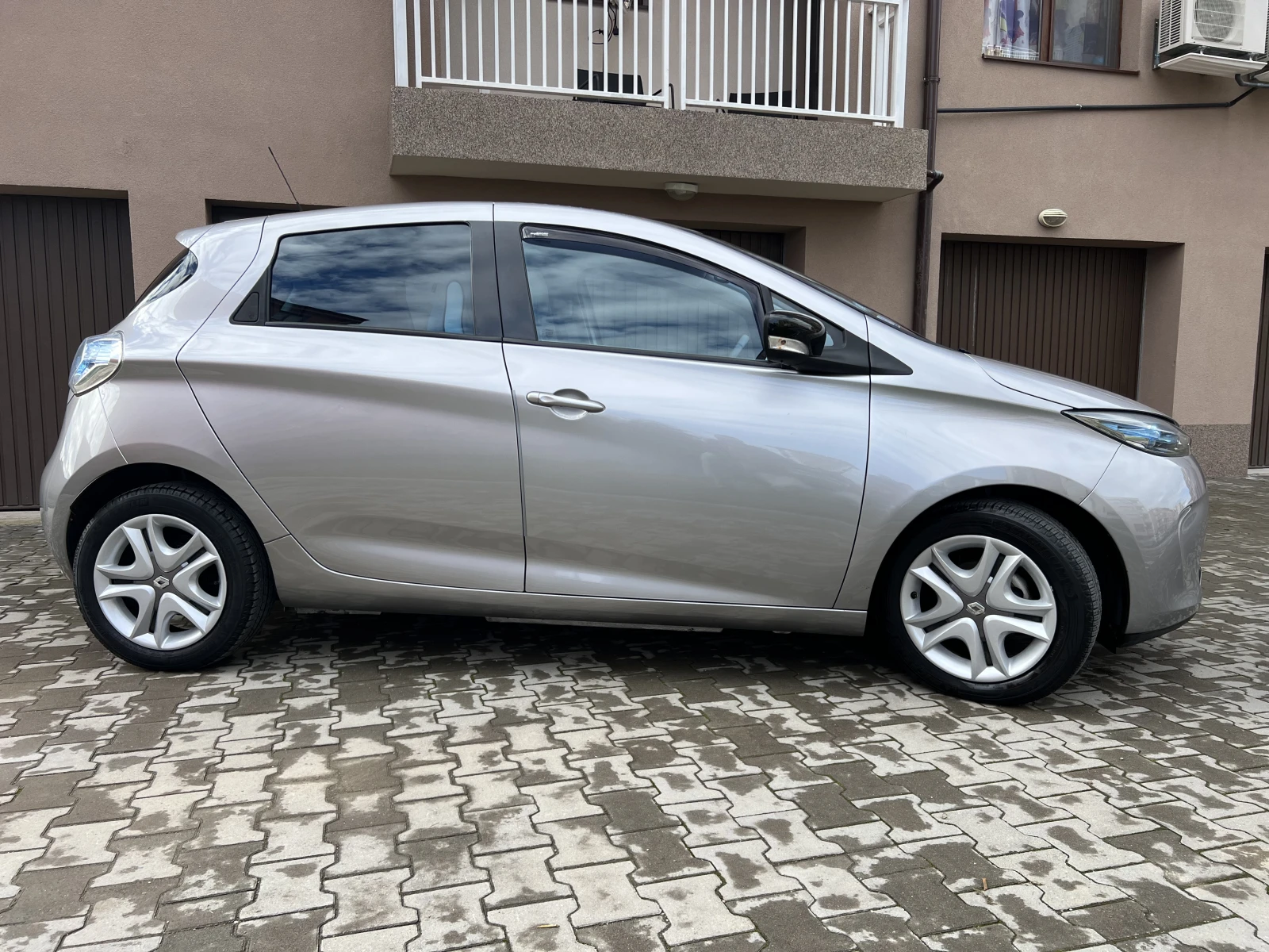 Renault Zoe ZEN - изображение 4