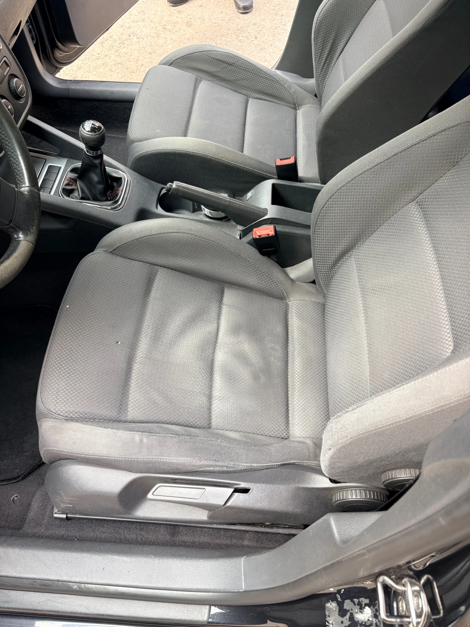 VW Golf, снимка 11 - Автомобили и джипове - 53715548