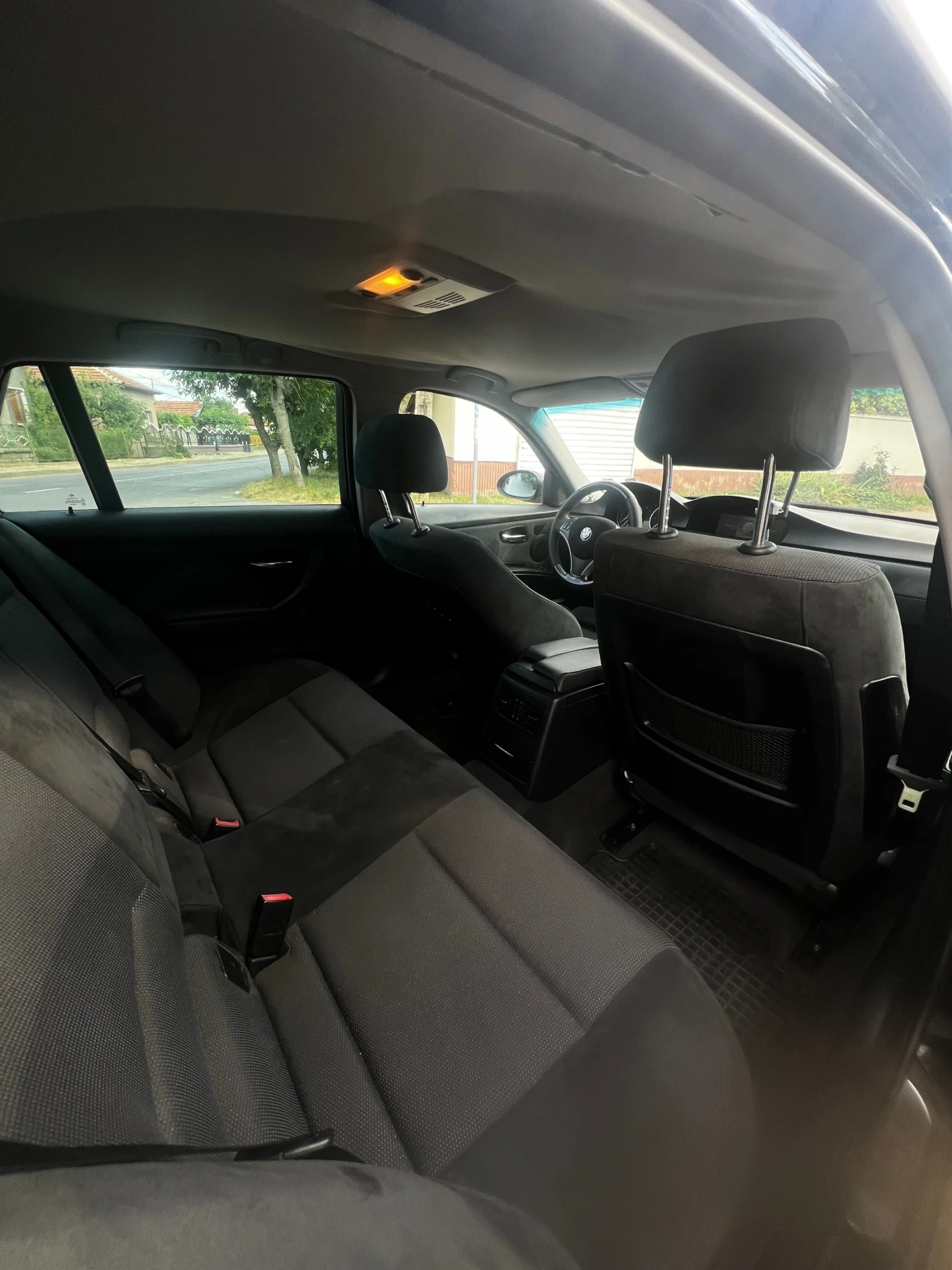 BMW 320 E91 , снимка 11 - Автомобили и джипове - 53710228