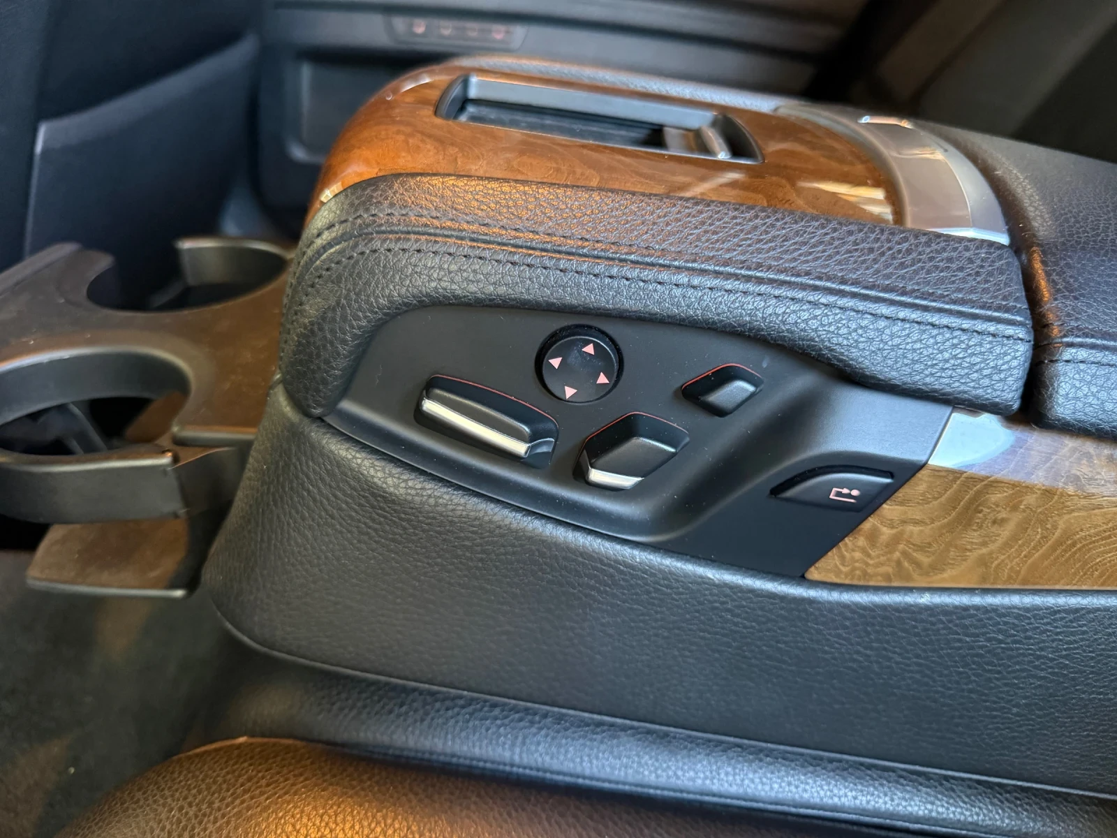 BMW 730, снимка 9 - Автомобили и джипове - 53837330