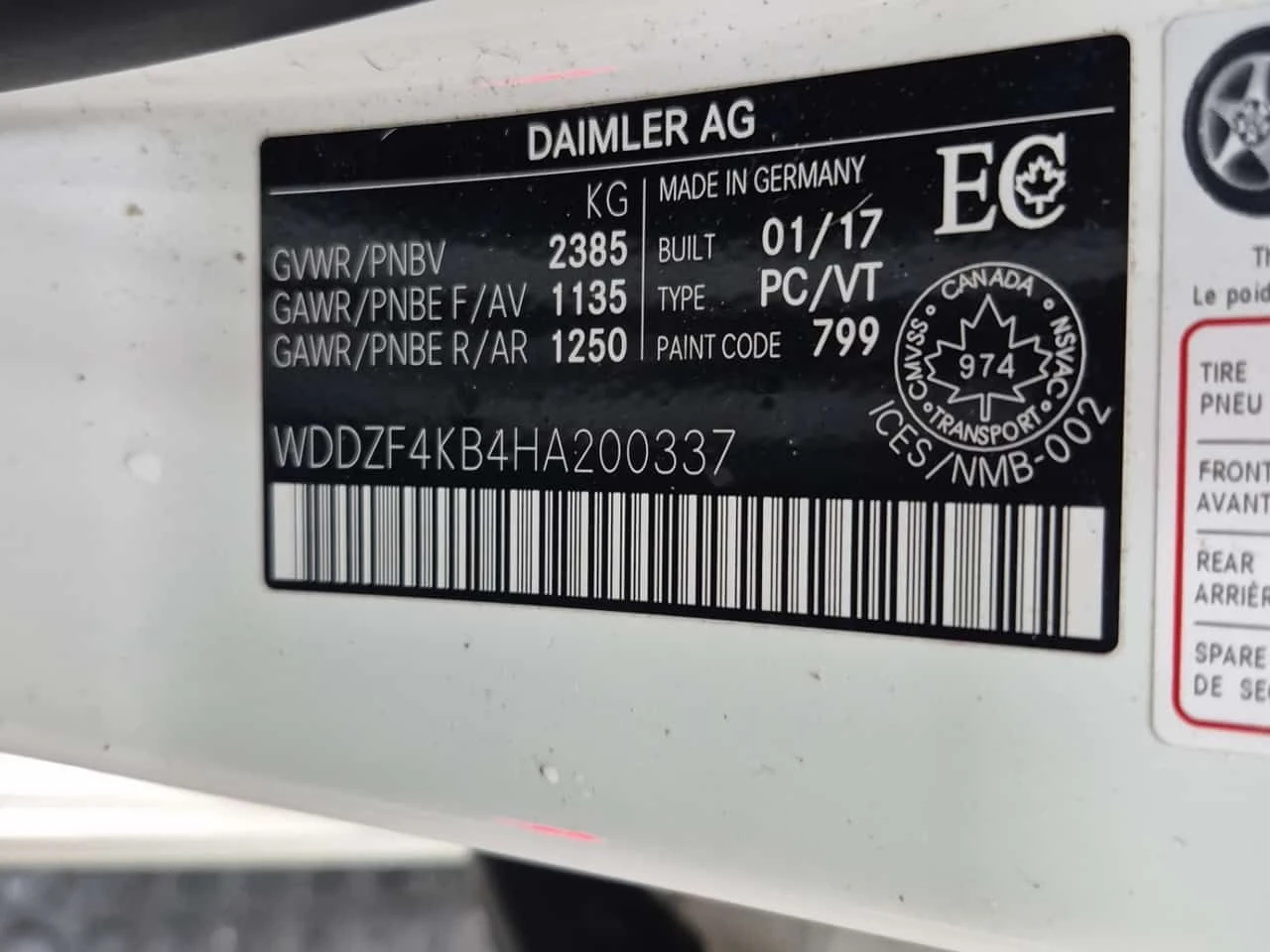 Mercedes-Benz E 300 * CARFAX * ЦЕНА ДО БГ, снимка 17 - Автомобили и джипове - 53997642