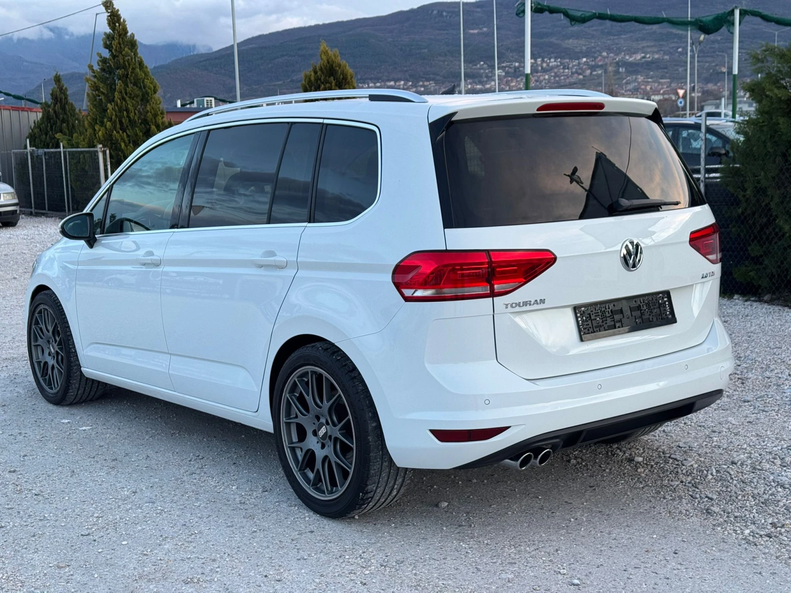 VW Touran 2.0TDI 190�.�. HIGHLINE::DSG::LED | Mobile.bg � ����������� 6