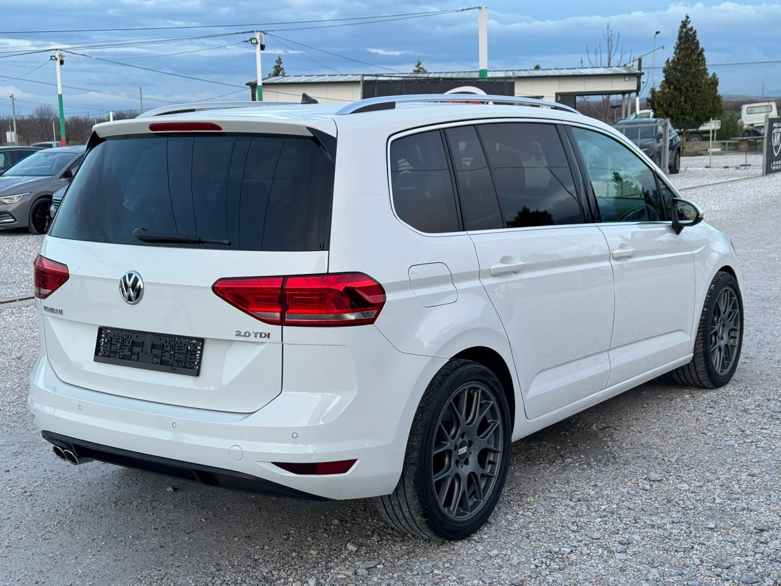 VW Touran 2.0TDI 190�.�. HIGHLINE::DSG::LED | Mobile.bg � ����������� 4