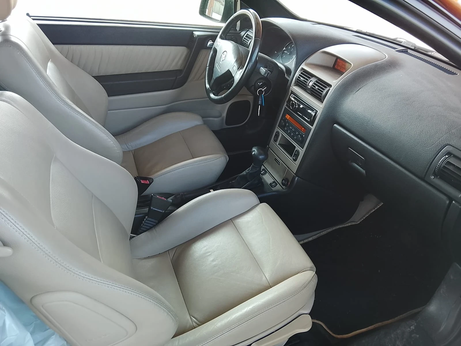 Opel Astra Автоматик, снимка 8 - Автомобили и джипове - 54170104