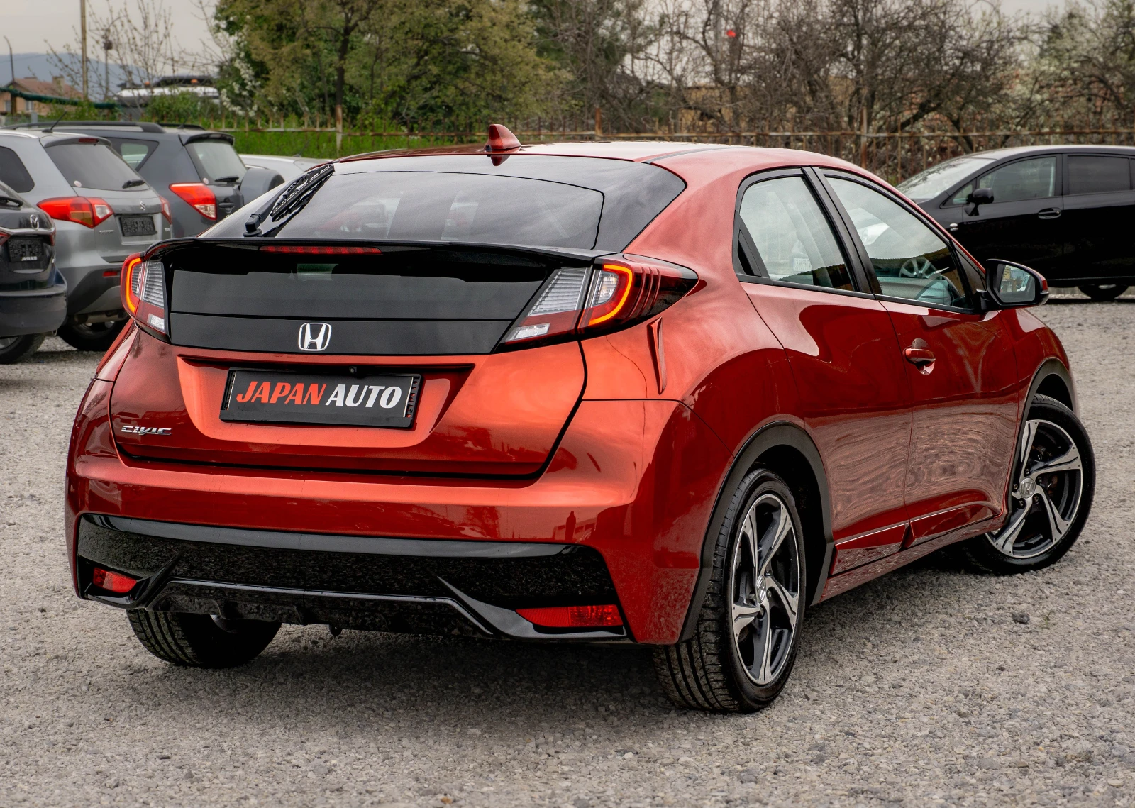 Honda Civic 1.6D Facelift! Поръчков цвят! ТОП! С Гаранция! , снимка 4 - Автомобили и джипове - 54213711