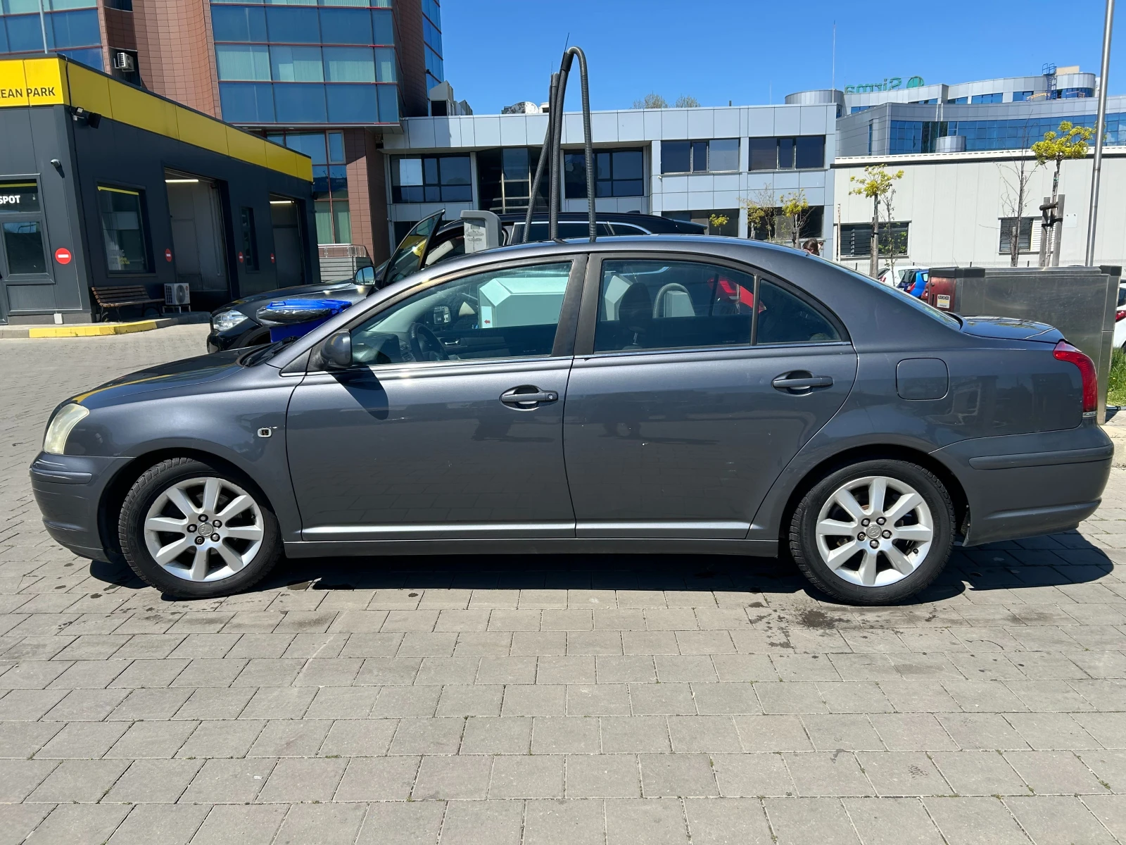 Toyota Avensis T25, снимка 4 - Автомобили и джипове - 54333266