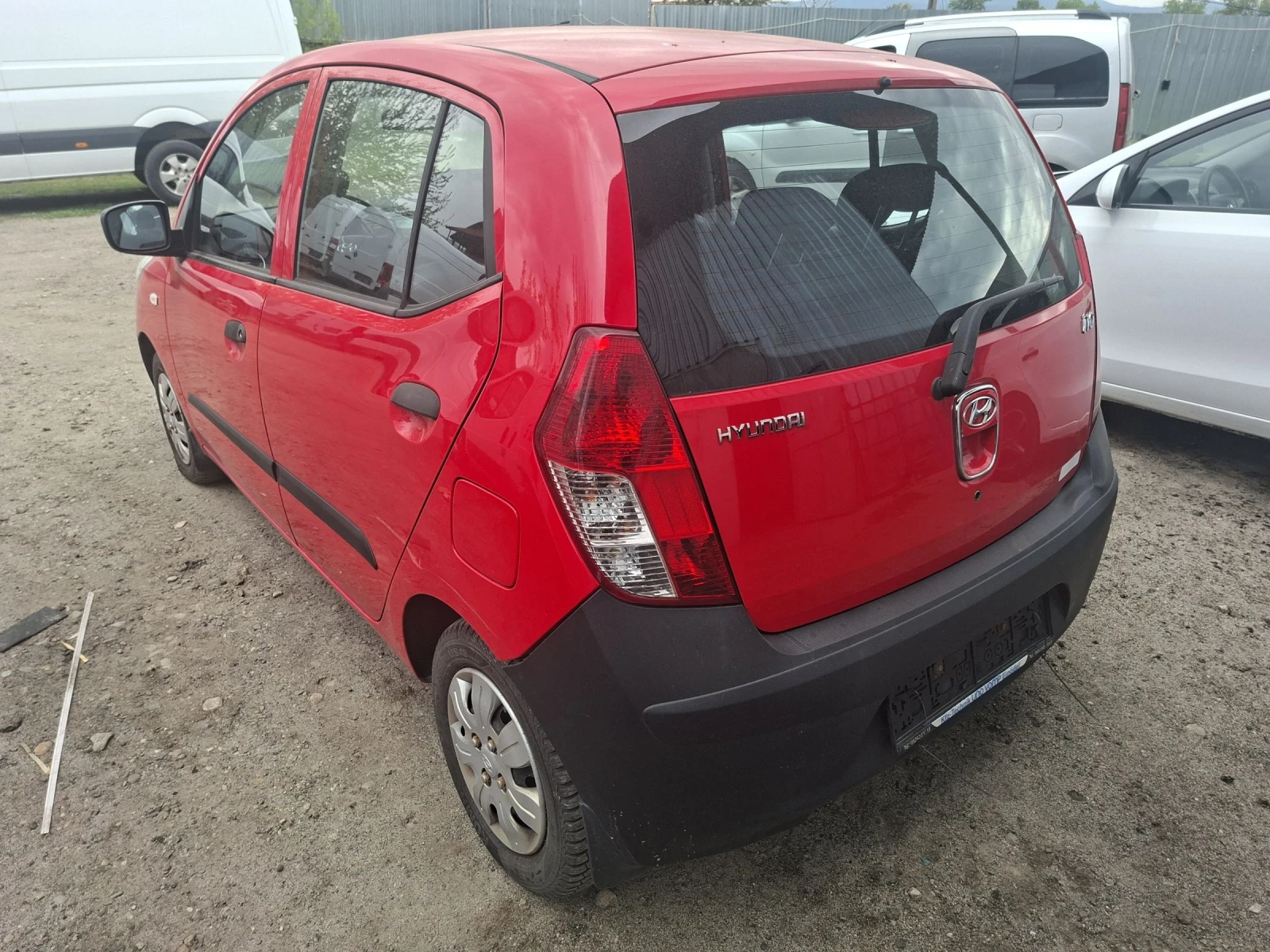 Hyundai I10, снимка 4 - Автомобили и джипове - 54387577