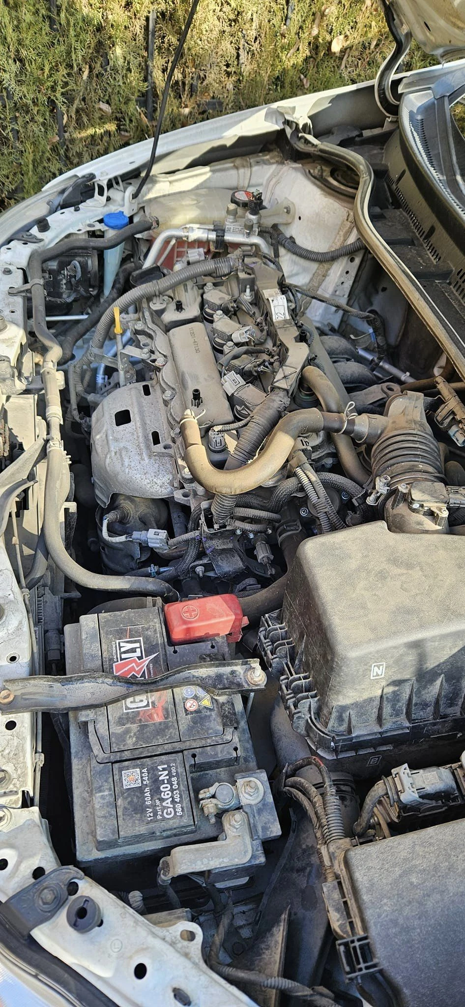 Toyota Auris 1.33, снимка 2 - Автомобили и джипове - 54589547