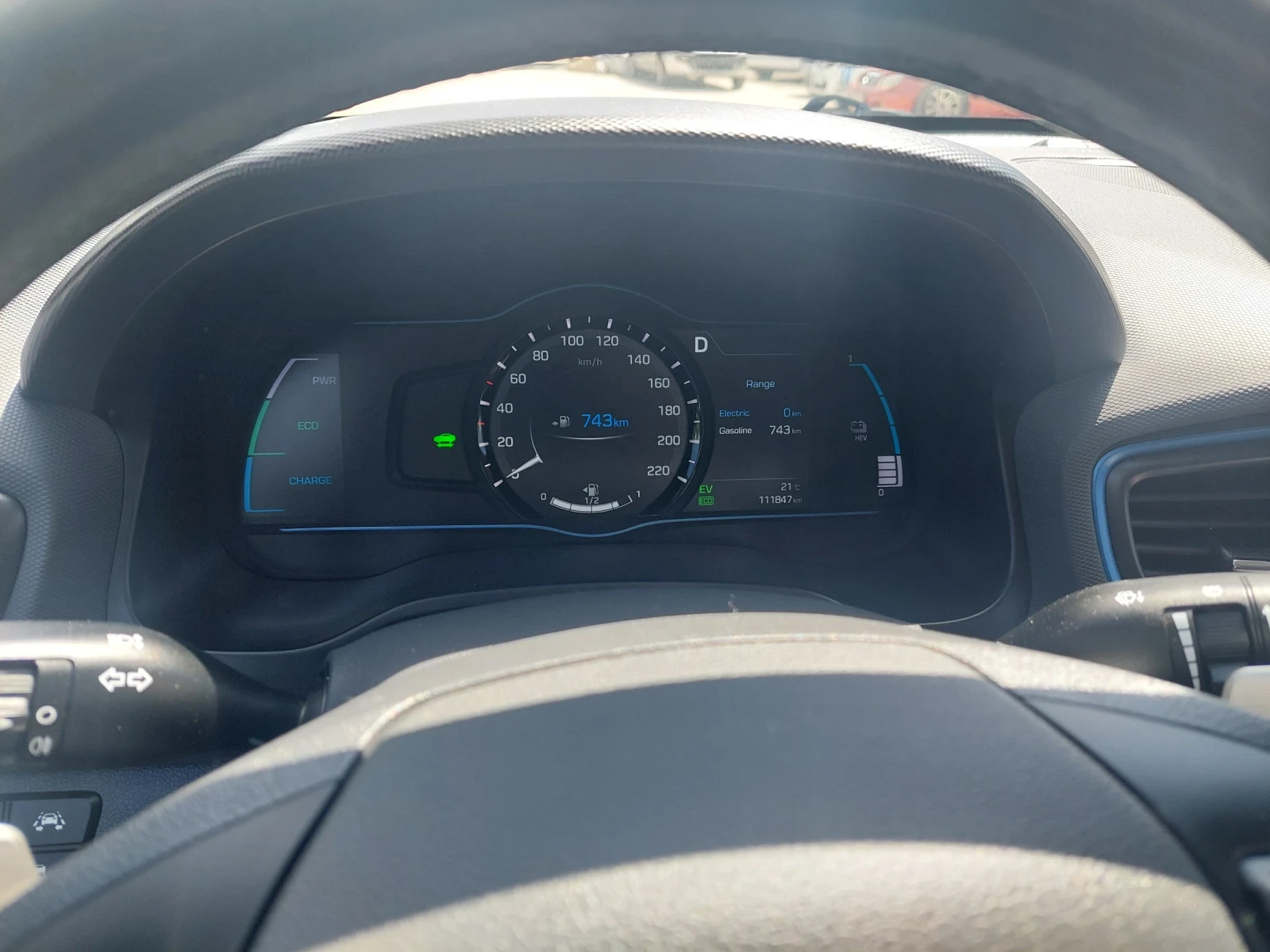 Hyundai Ioniq 1.6 Plug in HYBRID, снимка 9 - Автомобили и джипове - 54674052