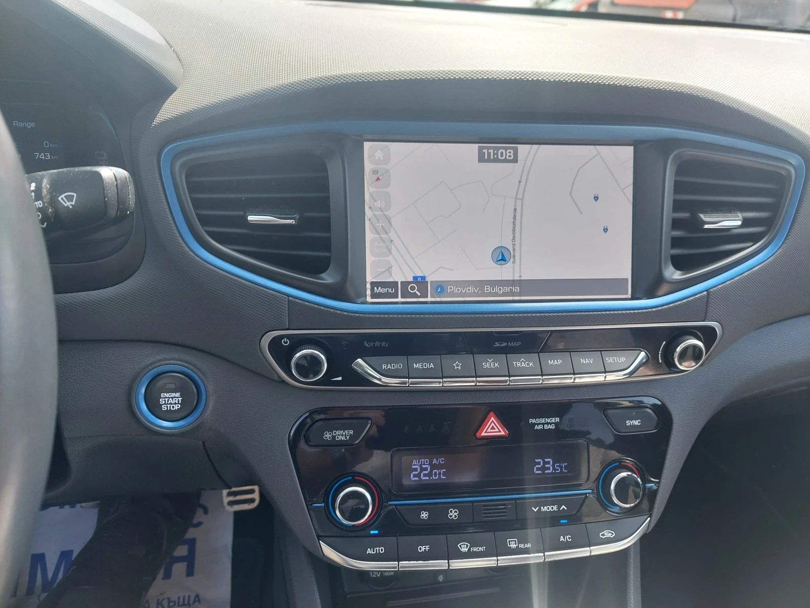 Hyundai Ioniq 1.6 Plug in HYBRID, снимка 10 - Автомобили и джипове - 54674052