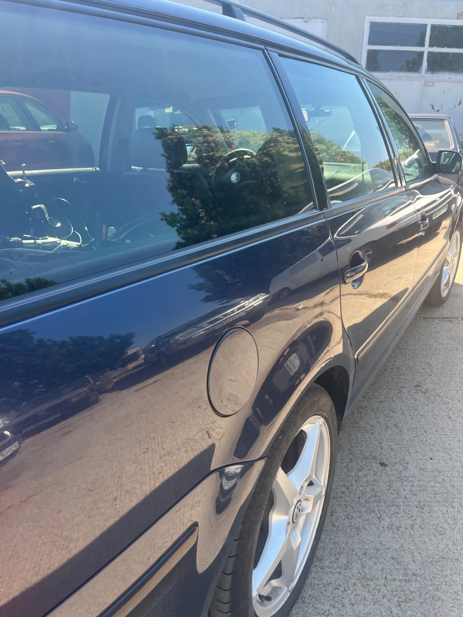 VW Passat 1.8 Т, снимка 5 - Автомобили и джипове - 54777526