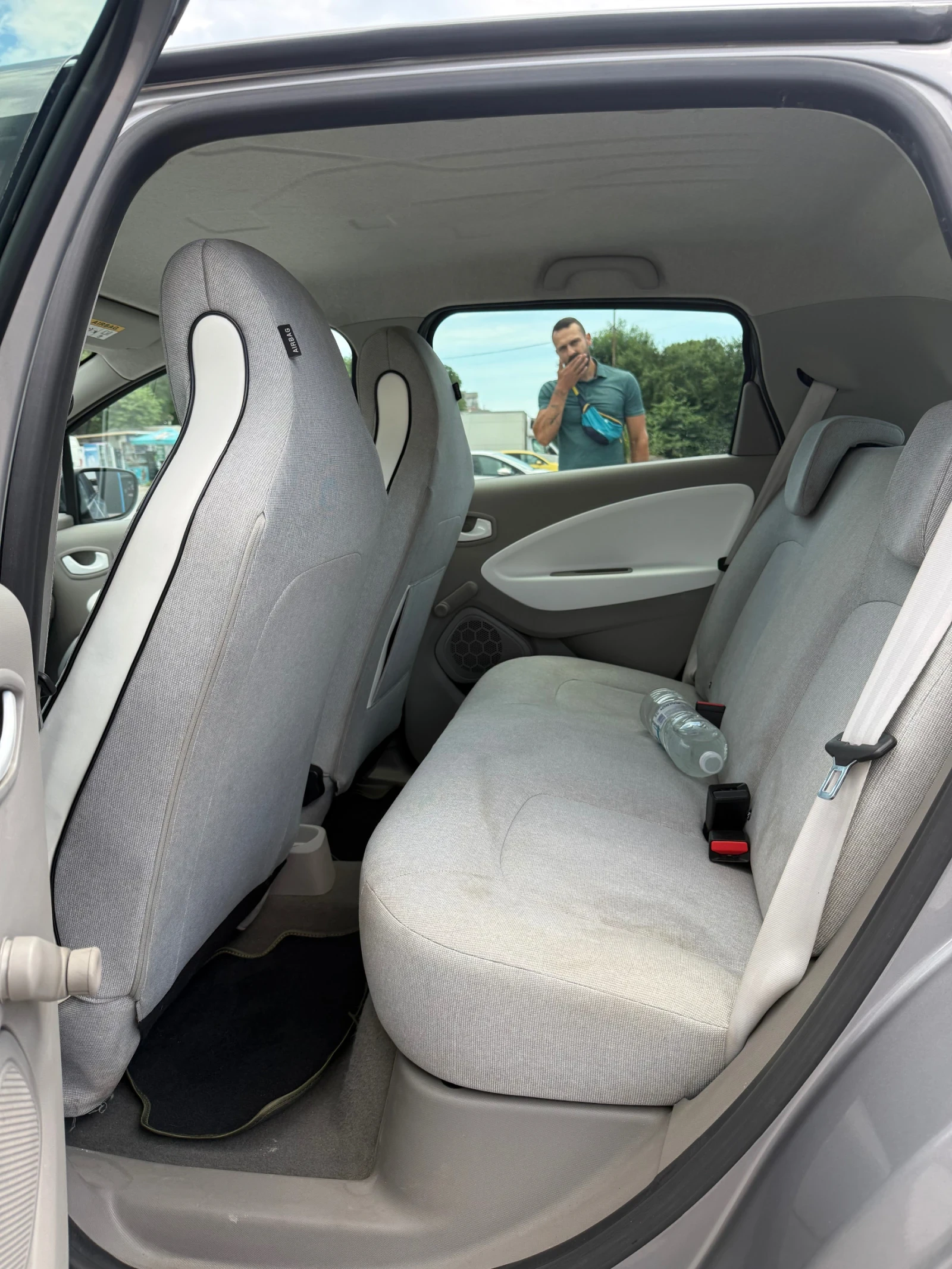 Renault Zoe Electric drive, снимка 12 - Автомобили и джипове - 54957202