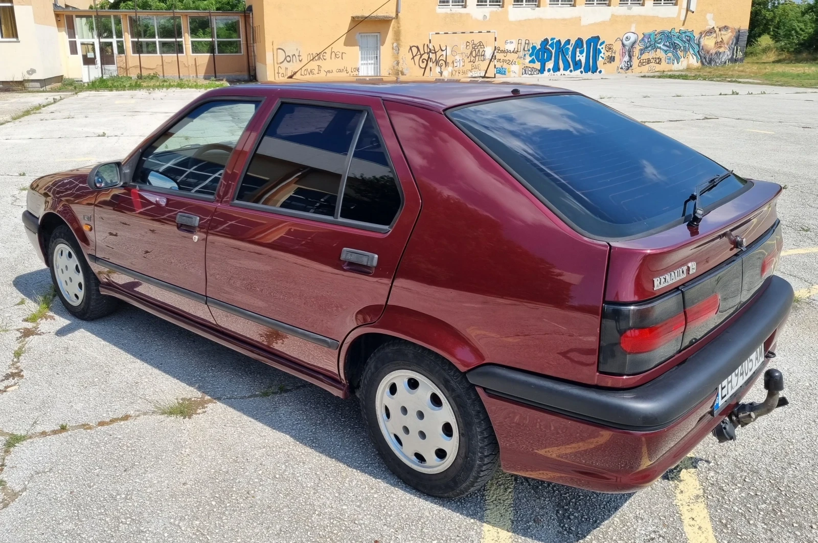 Renault 19 1.4 Климатик, Газова уредба, снимка 4 - Автомобили и джипове - 55147487