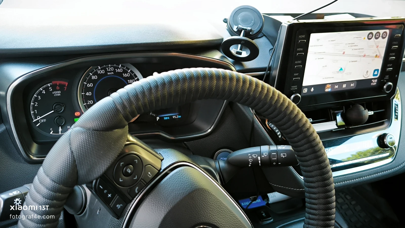 Toyota Corolla Хибрид-газ, снимка 8 - Автомобили и джипове - 55240807