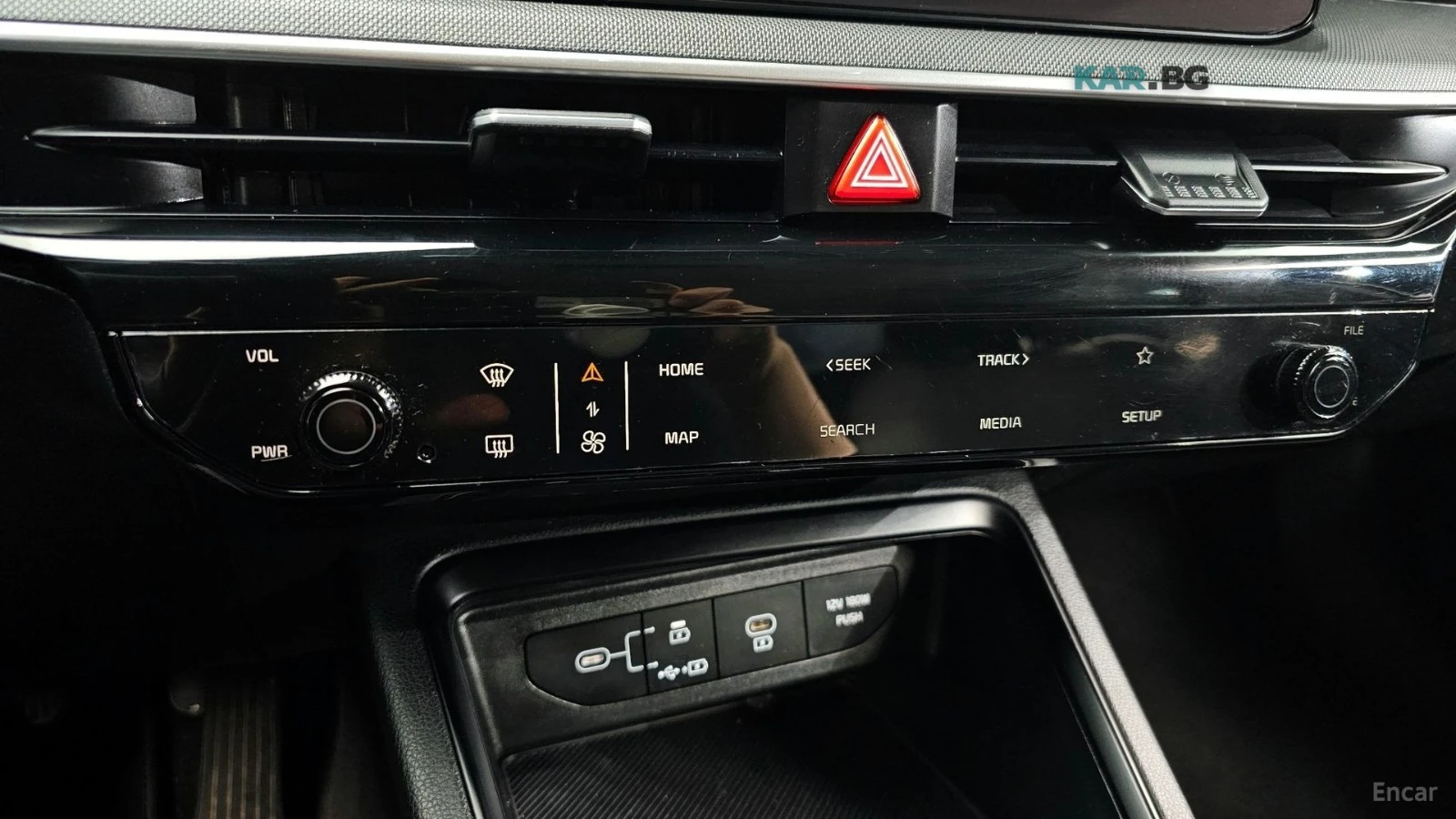 Kia K5 LPG* TRENDY* ПОДГРЕВ* КАМЕРА* LANE* ASSIST* , снимка 14 - Автомобили и джипове - 55355007
